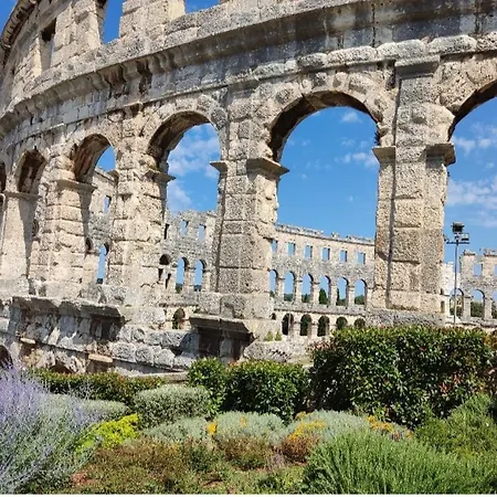 Arena Pula