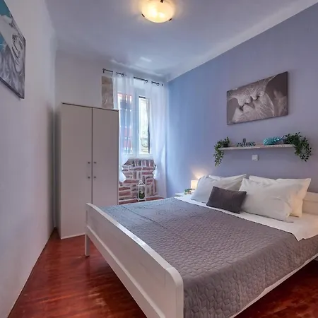 Apartman Arena *