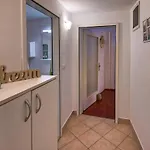 Arena * פולה
